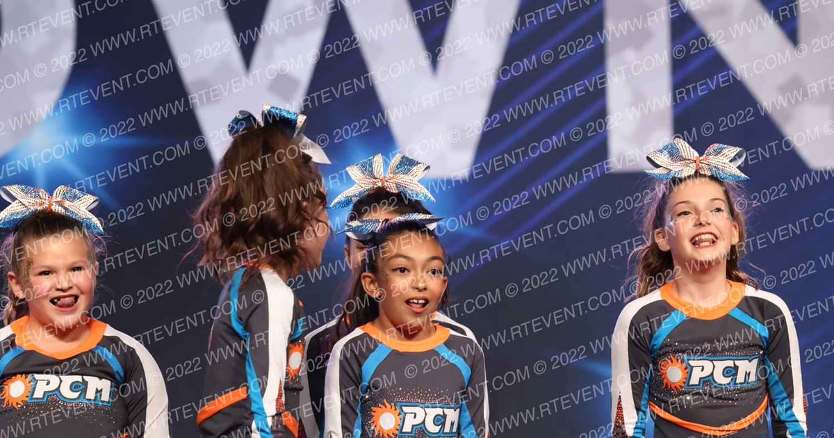 Pacific Coast Magic Astro · Vegas Crown Photo