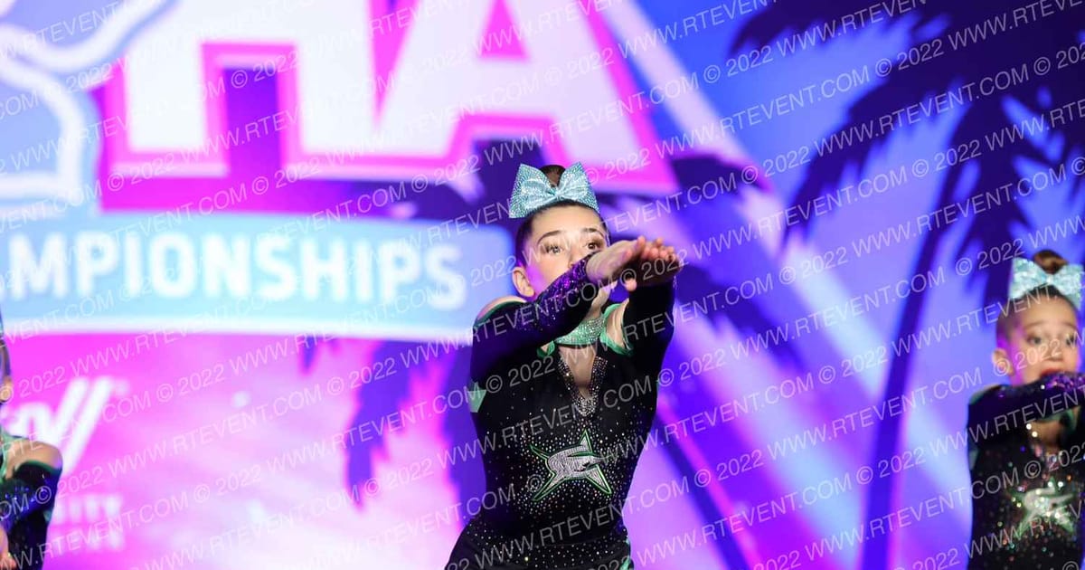 CheerForce Arizona Vtach · Aloha Grand Nationals