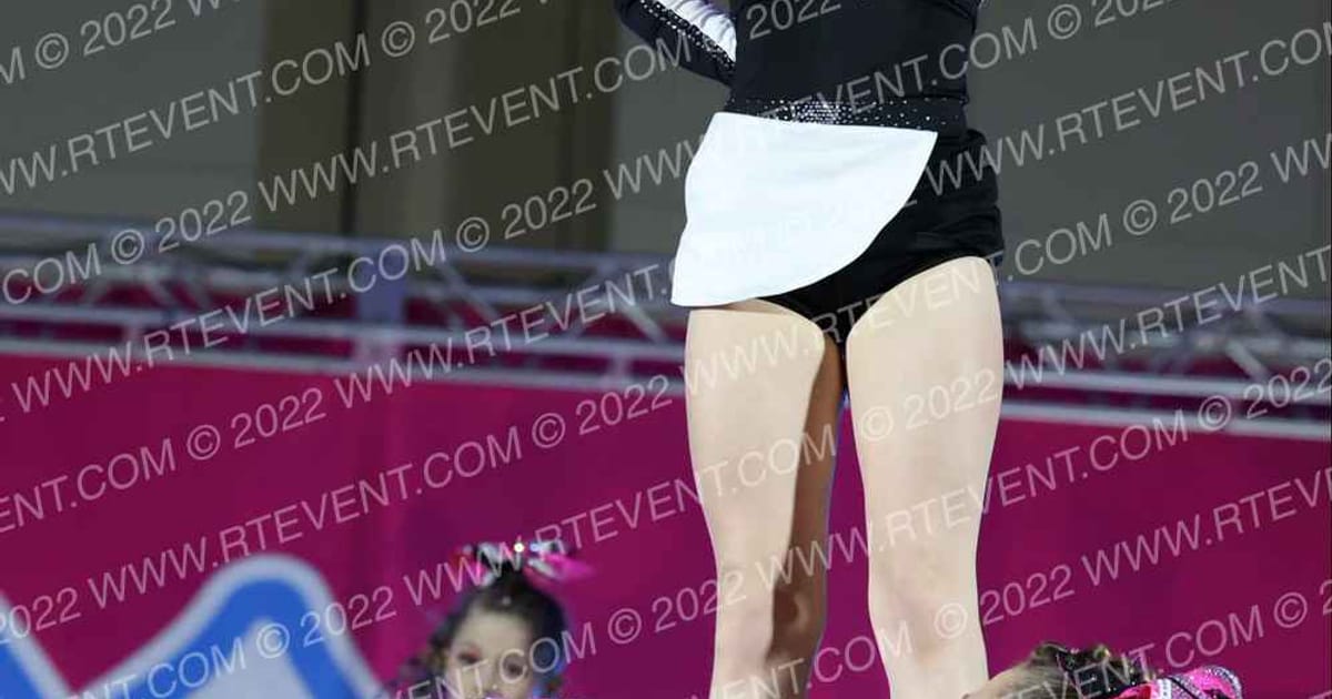 Hession Cheer Academy Pink Sizzle · Aloha Indy Showdown