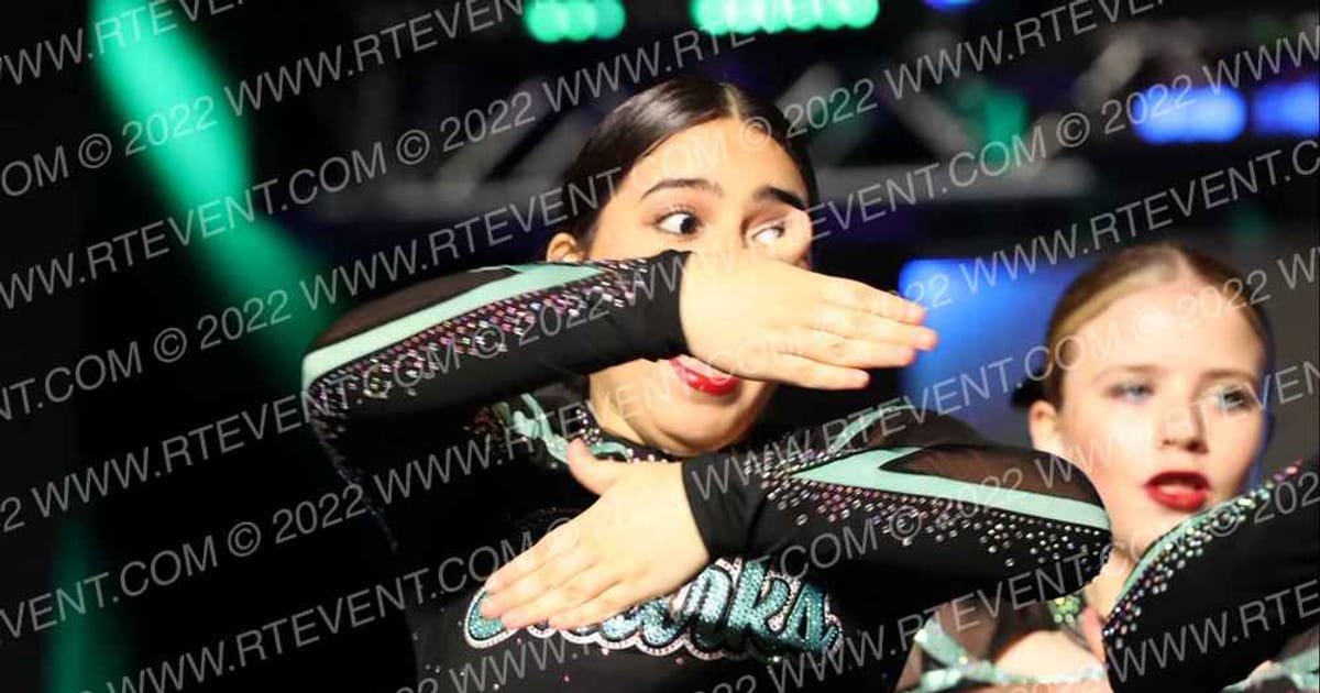 Cheer Sport Sharks-New England Riptide · Spiritfest Grand Nationals