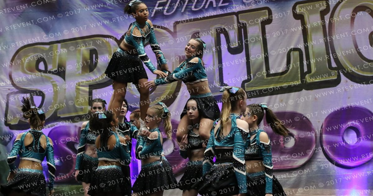 Ultimates cheerleading Legacy · Spotlight Showdown
