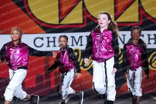 FULLY LOADED DANCE STUDIO Baddies