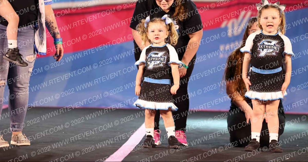 Xtreme Cheer of Oswego County Tiny Grenades · Aloha Syracuse Showdown FIXED