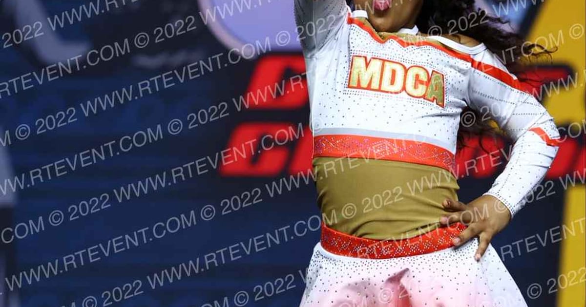Milwaukee Dance & Cheer Academy Hot Girls · ASC Showdown Schaumburg