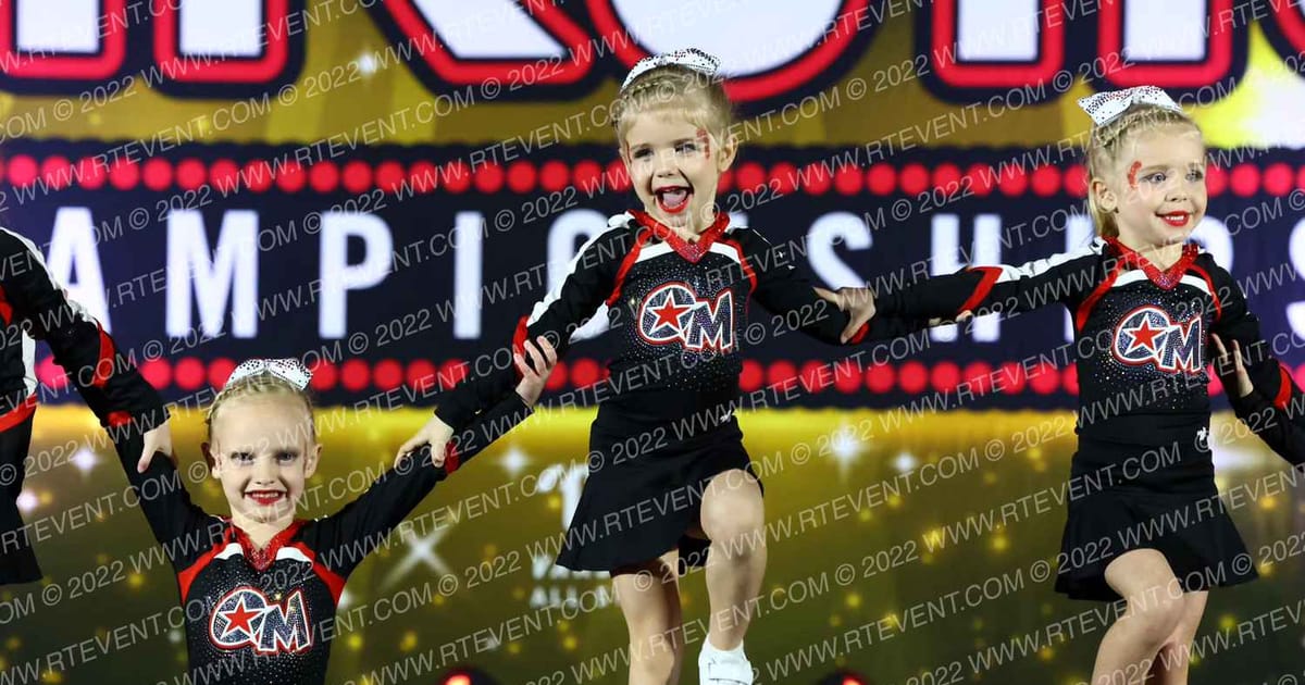 Off Main All Stars Glow · Encore Lexington Showdown