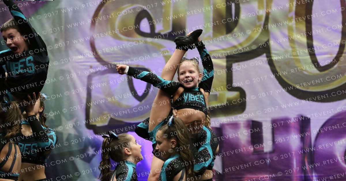 Vibes Cheerleading JOYFUL · Spotlight Showdown