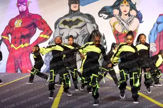 Studio 121 Mini Crew