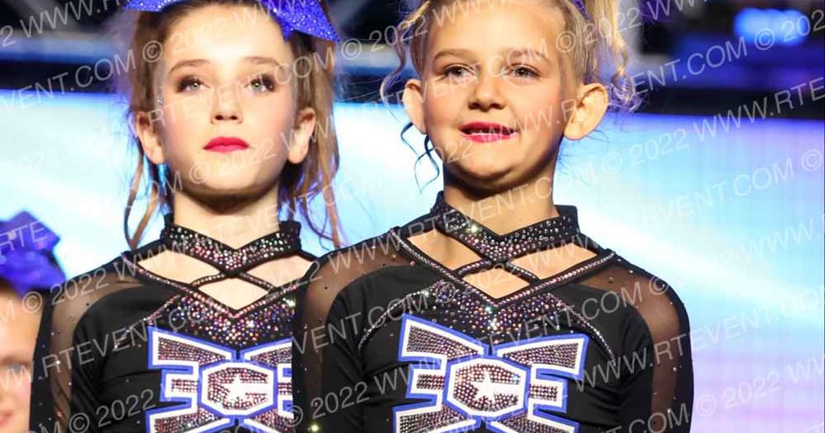 East Celebrity Elite - Hingham ICE QUEENS · Spiritfest Grand Nationals
