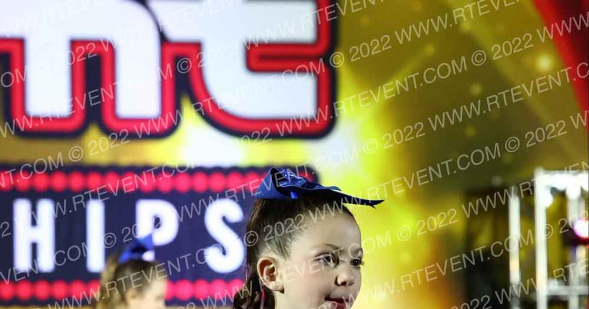 Cheer Xplosion Allstars Sparklers · Encore Lexington Showdown