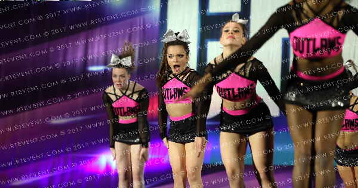 New Orleans Cheer Outlaws Lady Outlaws · Biloxi Classic DI DII