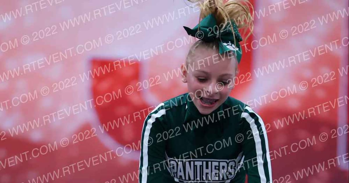 Woodland Park Cheer Club J. Young · Rockin Rockies