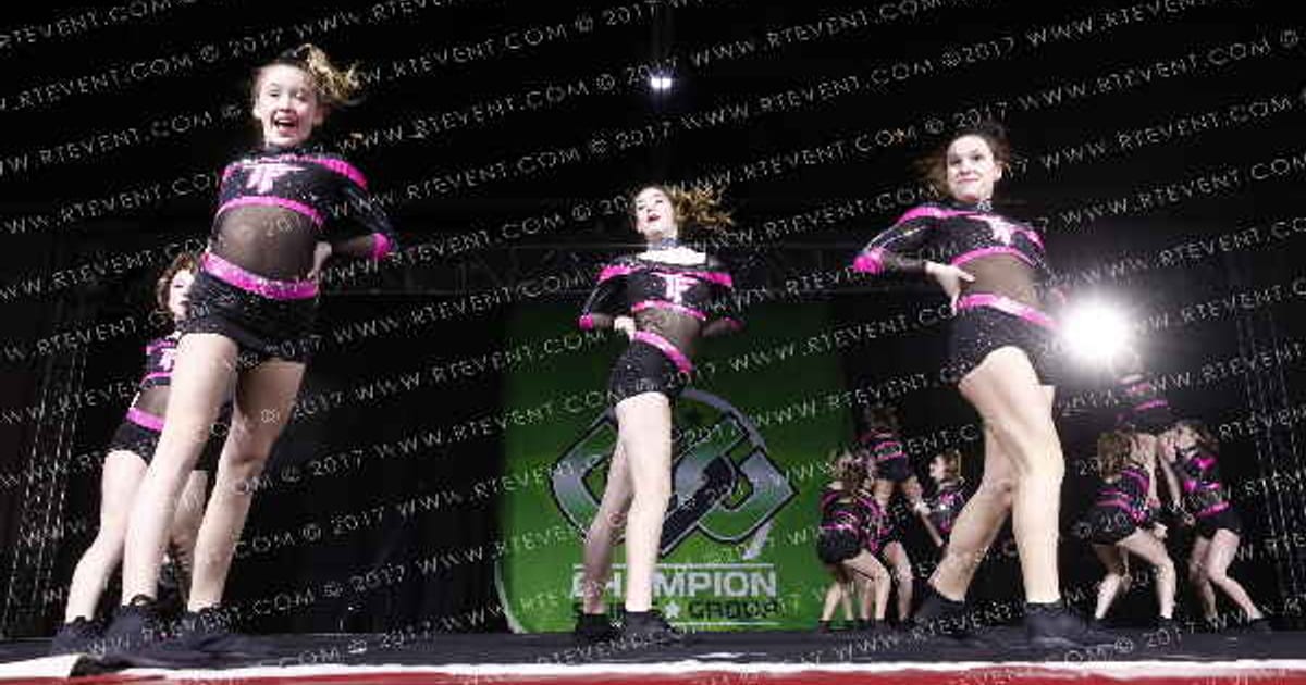 Titanium Force Cheer Sirens · Schaumburg Grand Nationals DI DII
