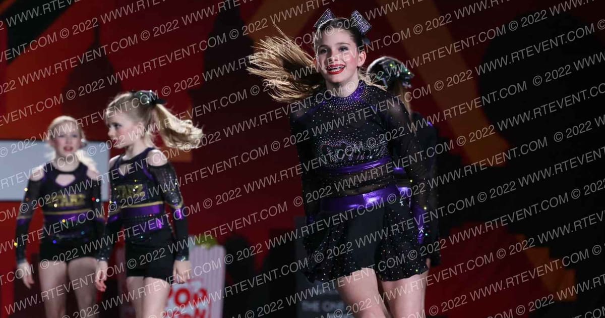 GC Starz Blazing Starz · Hooray for Hollywood