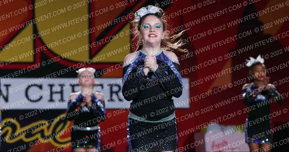Columbus Ohana Cheer Premier Images · Hooray for Hollywood