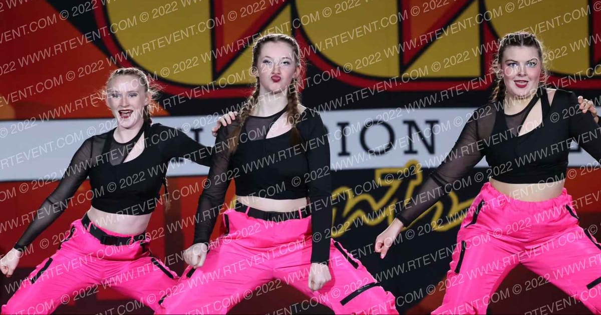 Xtreme Cheer Torture · Hooray for Hollywood