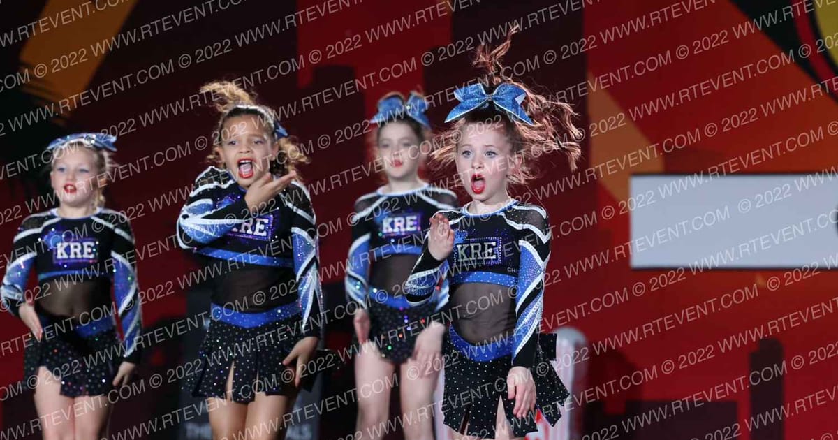 Kentucky Royal Elite Majesties · Hooray for Hollywood