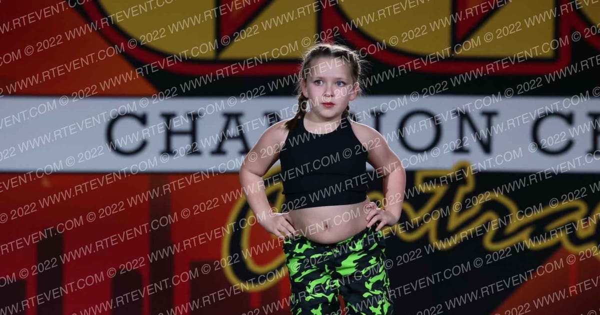 Xtreme Cheer Poison · Hooray for Hollywood