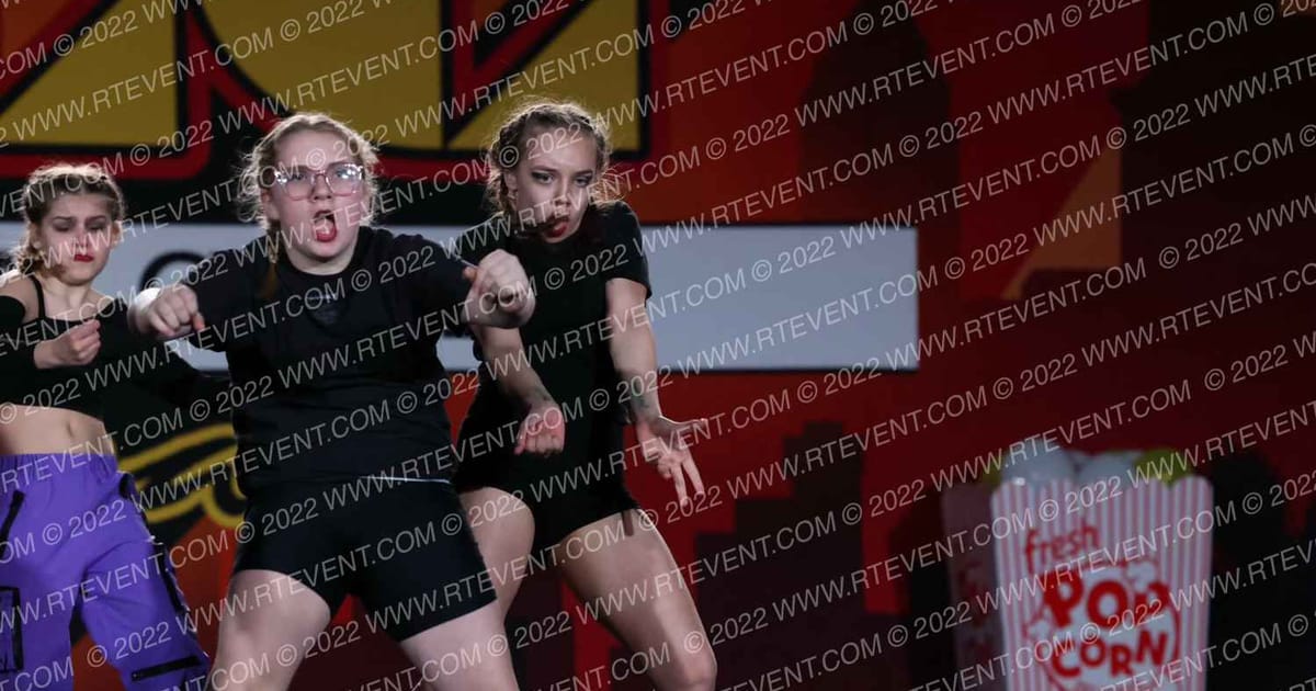 Xtreme Cheer Wicked · Hooray for Hollywood