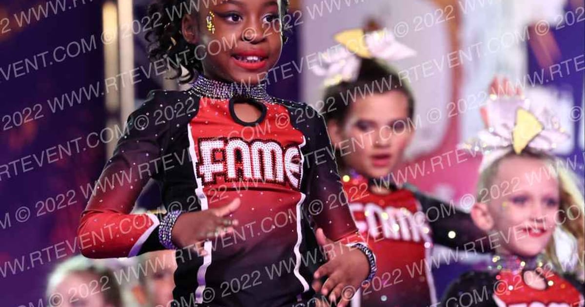 FAME All Stars - VA Beach MINIONS · ACDA Reach the Beach Grand Nationals AllStar DIDII USE