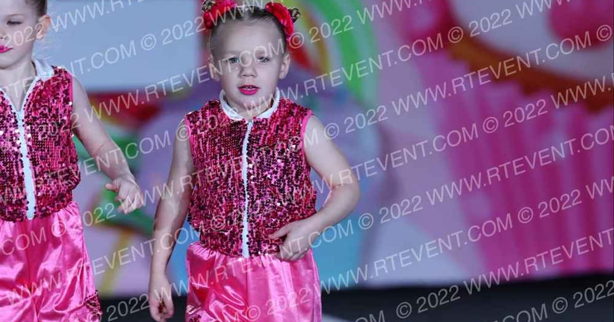 TGS Shocks All-Stars Roberts' Sisters · Oh How Sweet it is Cheer and Dance Spectacular