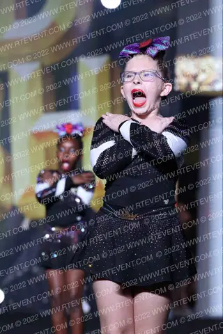 Crowned Elite Athletics (CROWNED ELITE ATHLETICS) Mini Majesty