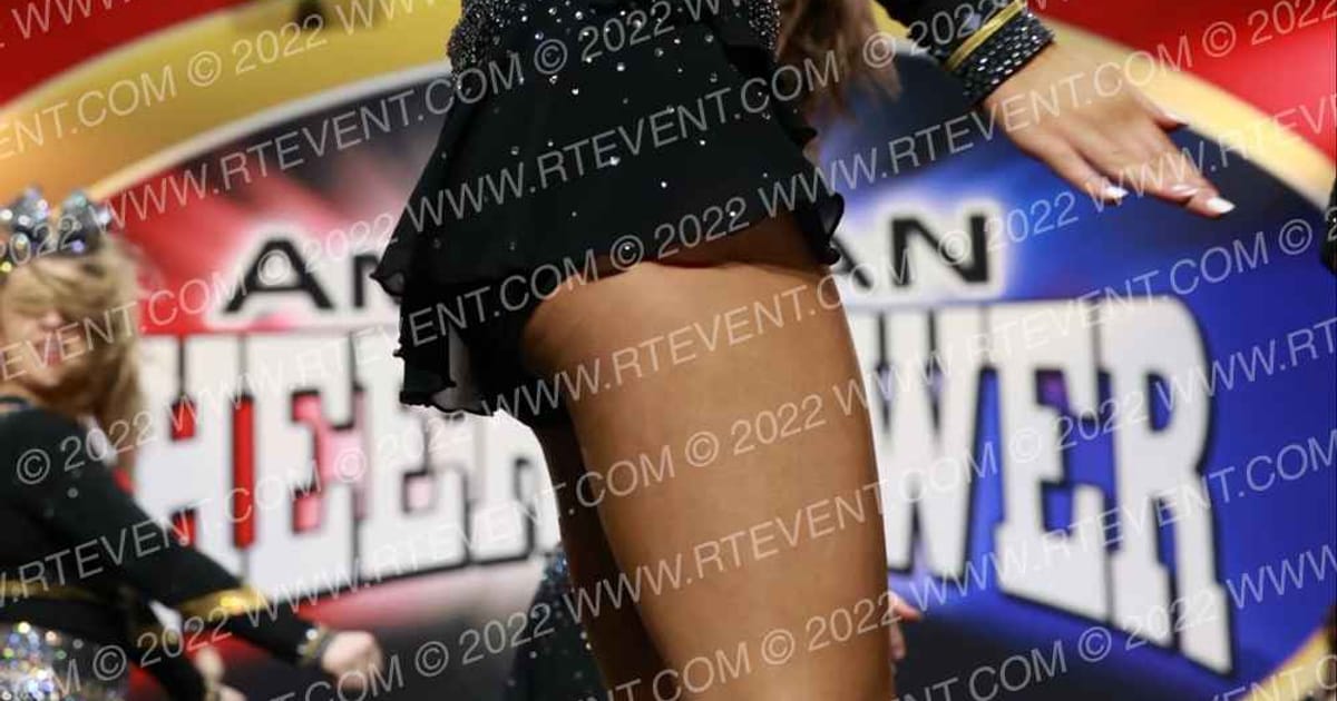 New York Icons Divas · Cheer Power Grand Nationals USE