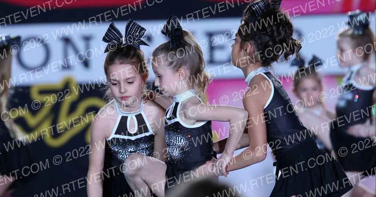 South Hills Synergy Sparkles · Oh How Sweet it is Cheer and Dance Spectacular