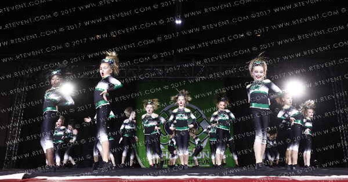 GU Shamrocks Galway Gals · Schaumburg Grand Nationals DI DII