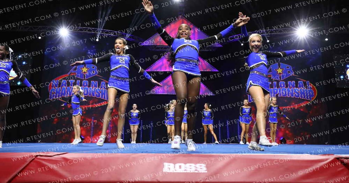 Twist & Shout Tulsa Junior Judges · Americas Best Kansas City Grand Nationals