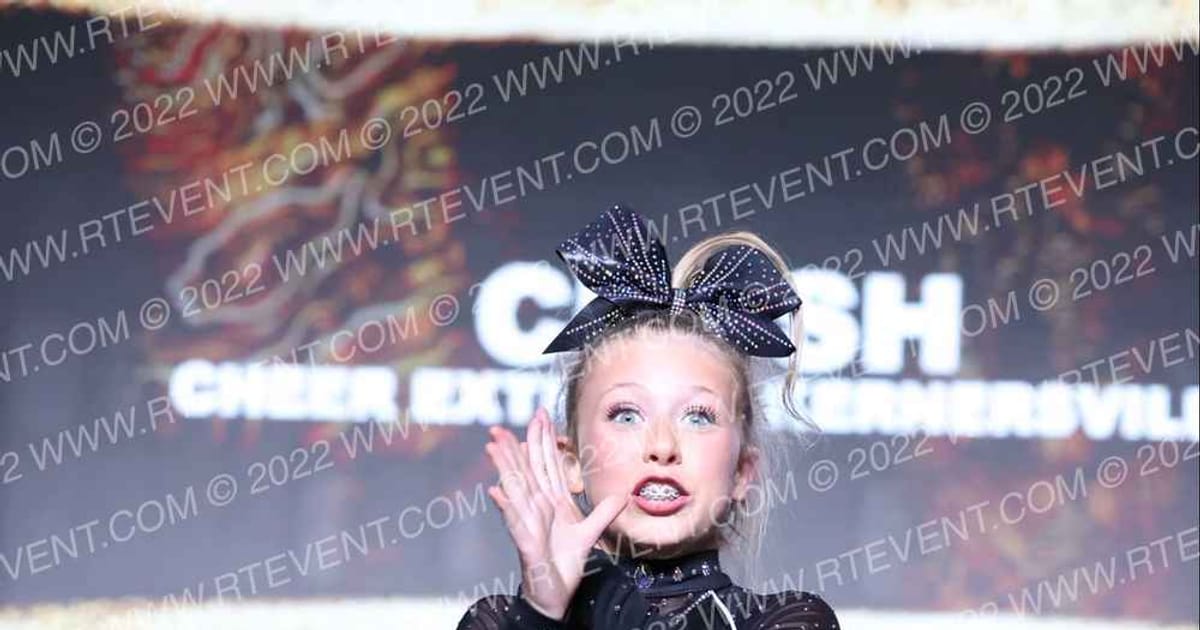 Cheer Extreme- Kernersville Crush · Gold Rush Charlotte