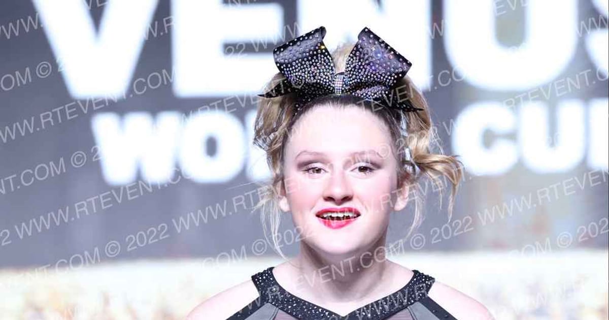 World Cup Venus · Gold Rush Charlotte