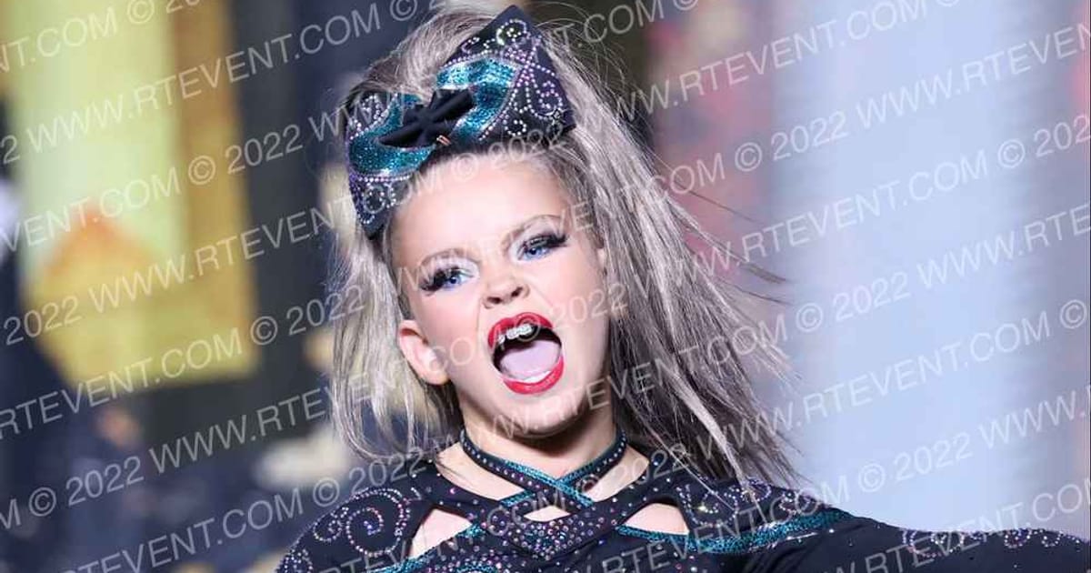 Legacy Elite all stars (Legacy elite) Lady Majesty · Gold Rush Charlotte
