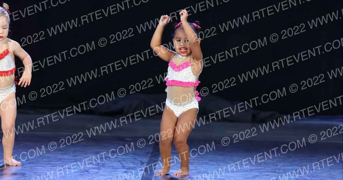 The Dance Vault Tiny Novice · Just Dance Houston