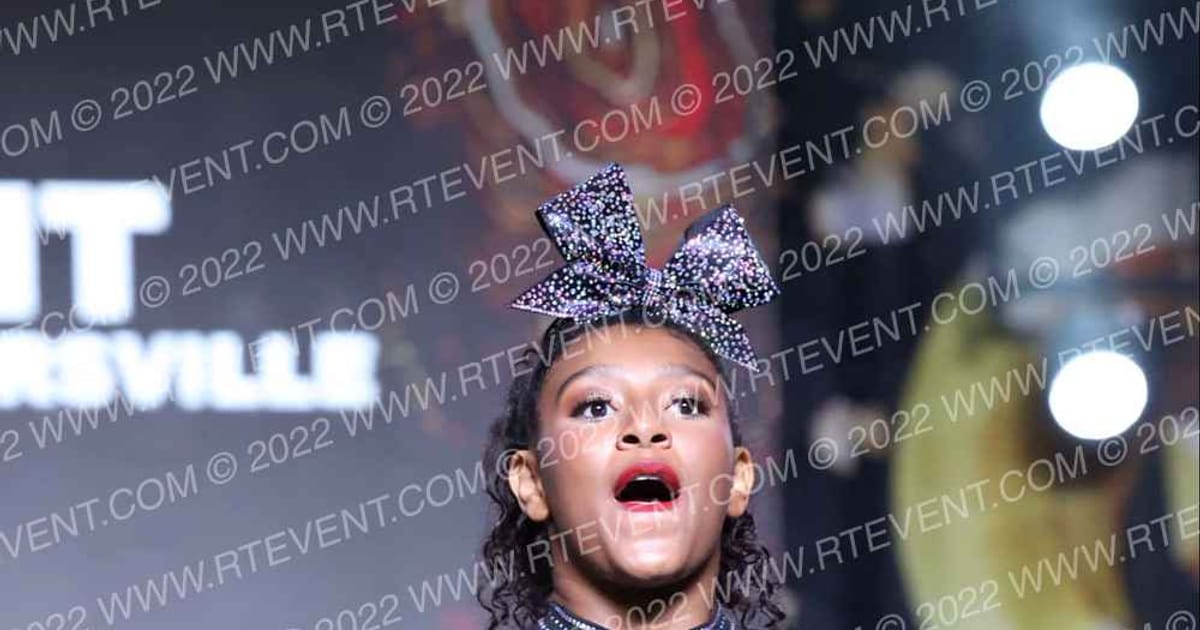 Cheer Extreme- Kernersville Spotlight · Gold Rush Charlotte