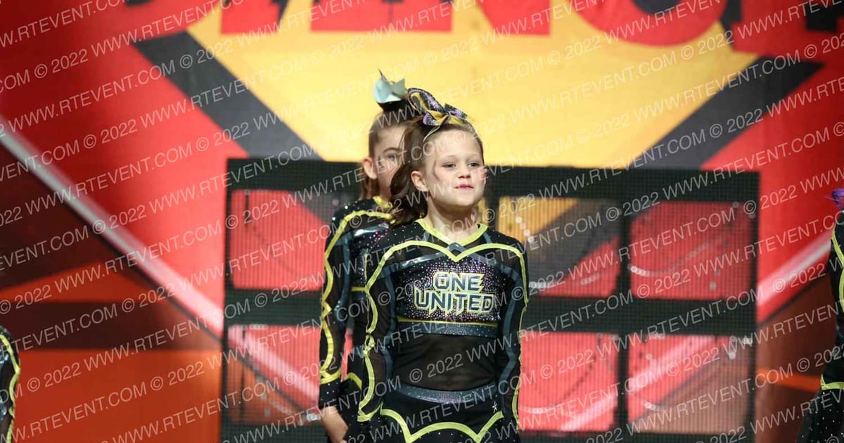 One United Athletics Poison Ivy · Nationals