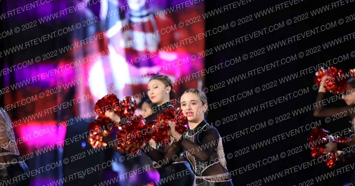 Dance Dynamics Youth Elite Large Pom · Just Dance Houston