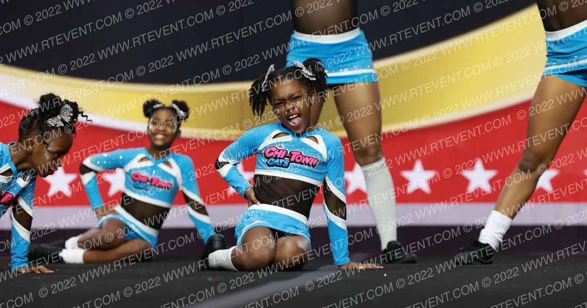 Chi-Town C A T S Super Cats · Cheer Power Grand Nationals USE