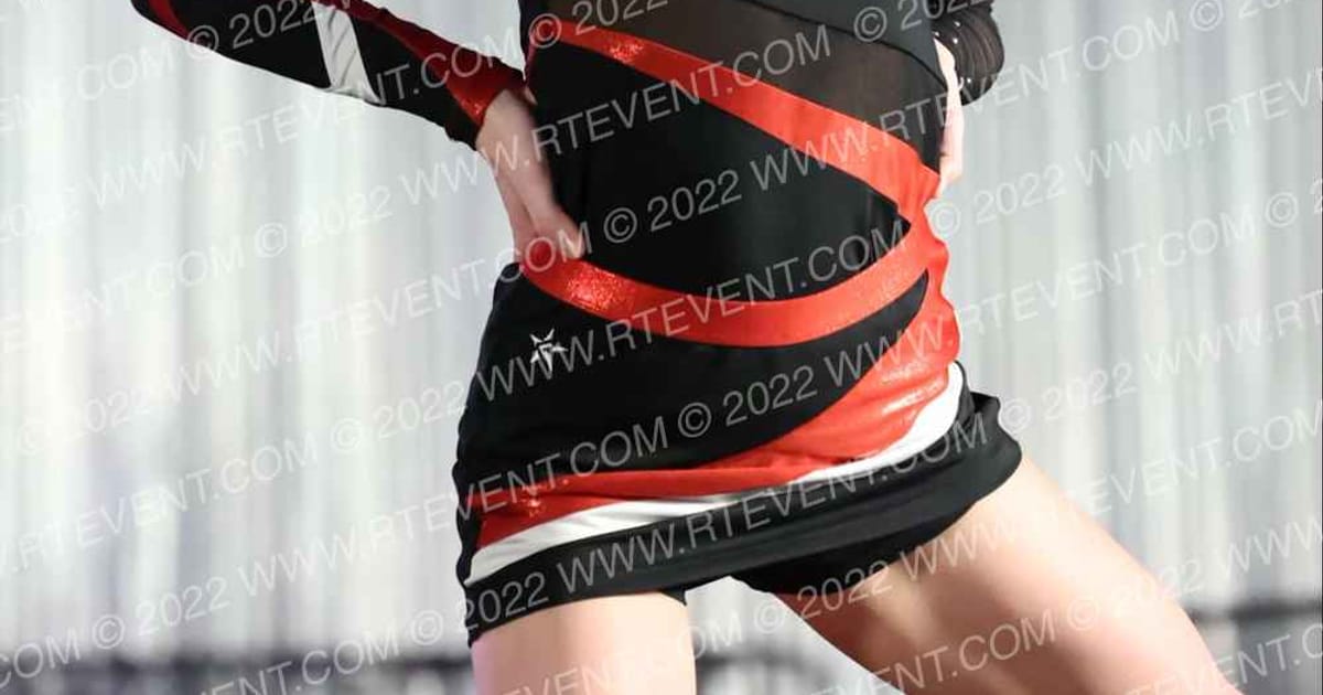Peak Elevation Cheer Everest · American Celebration