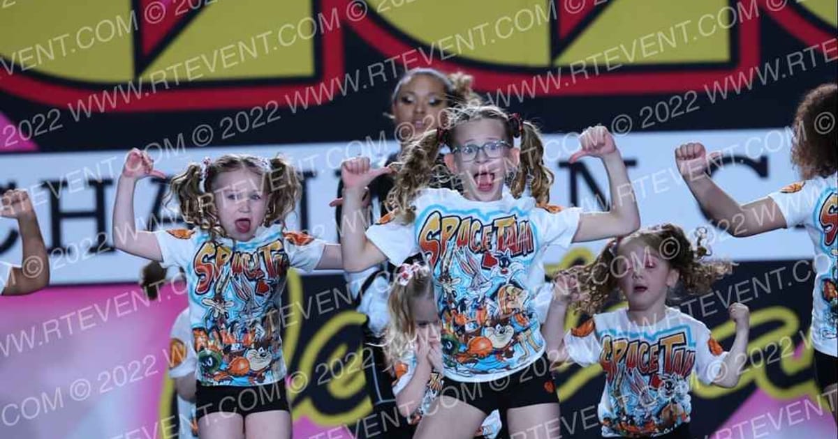 Rachels tumbling MINI HIPHOP · Oh How Sweet it is Cheer and Dance Spectacular
