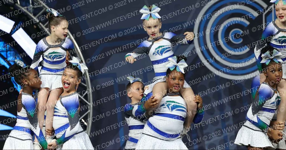 Atlanta Jayhawks SMOKE Grayson · The Cheer Tour Atlanta