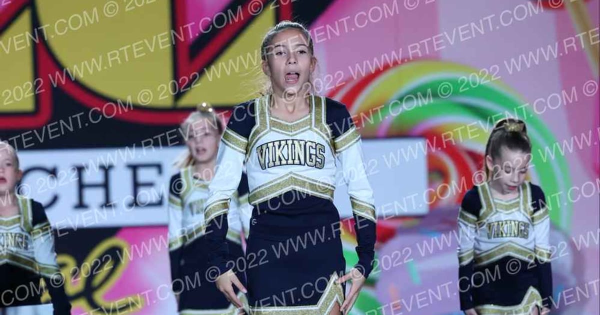 HYFL Gold Rush · Oh How Sweet it is Cheer and Dance Spectacular