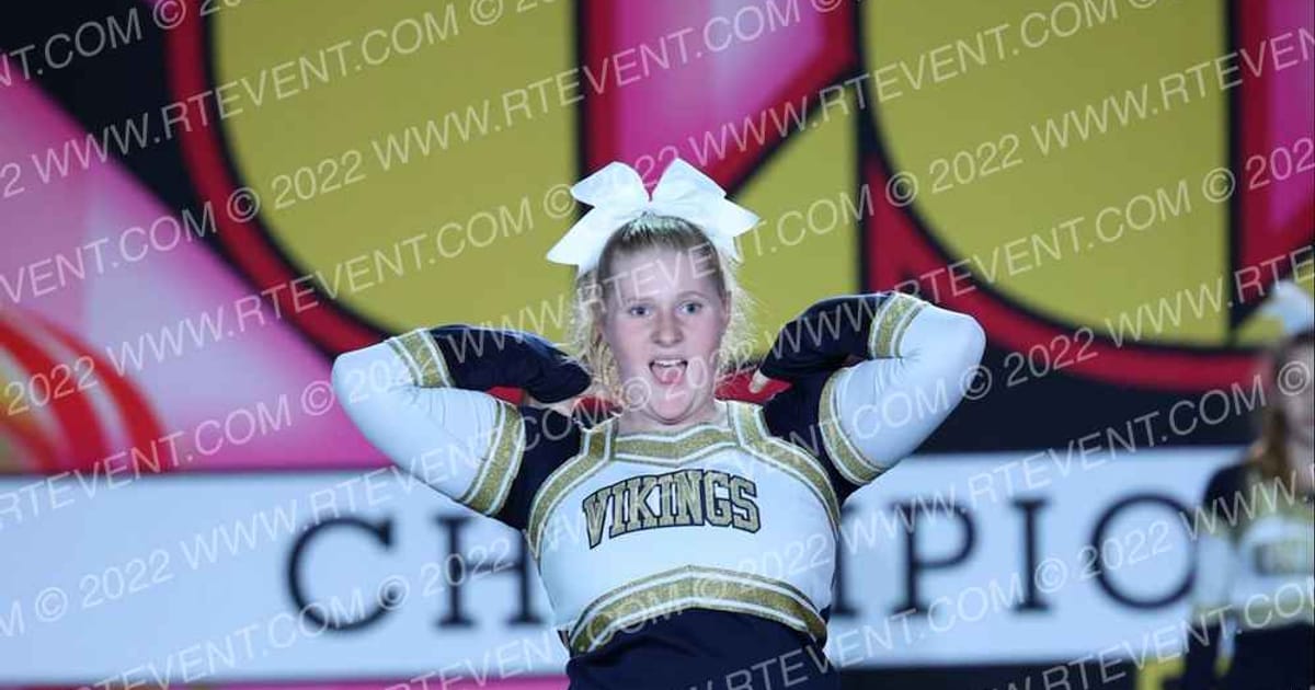 HYFL Hopewell Midgets · Oh How Sweet it is Cheer and Dance Spectacular