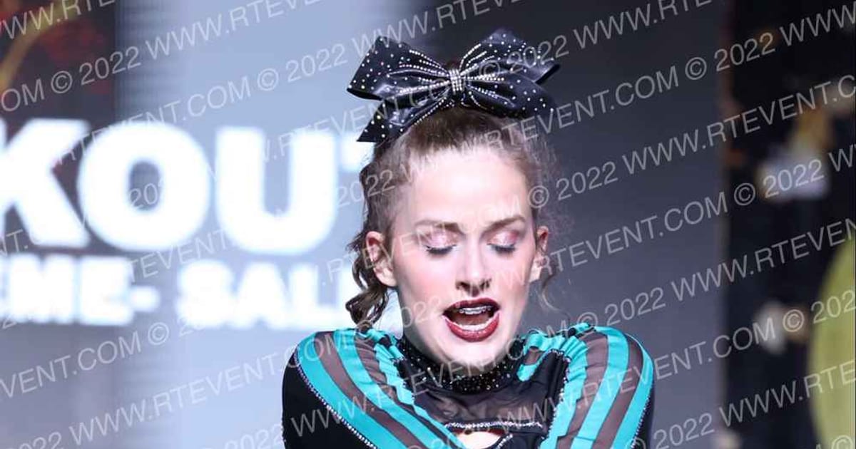 Cheer Extreme- Salem Knockout · Gold Rush Charlotte