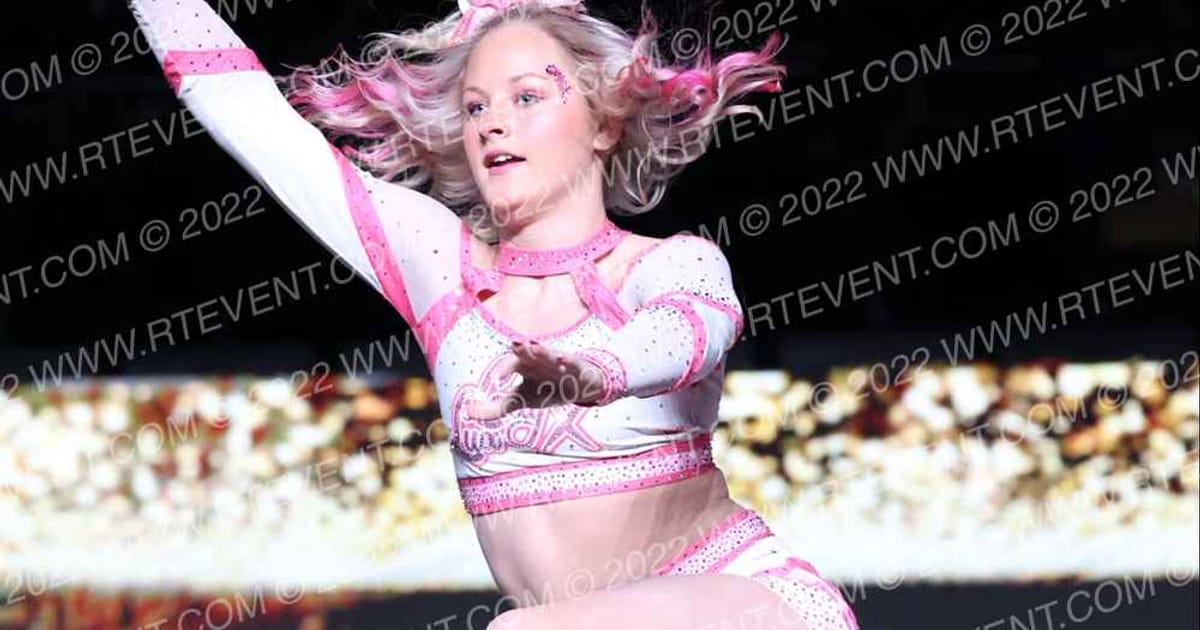 Cheer Extreme- Kernersville Lady Lux · Gold Rush Charlotte