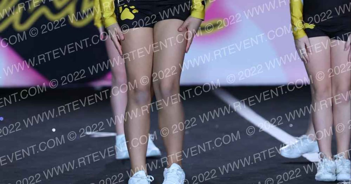 Bentworth Youth Pep Squad Crystal · Oh How Sweet it is Cheer and Dance Spectacular