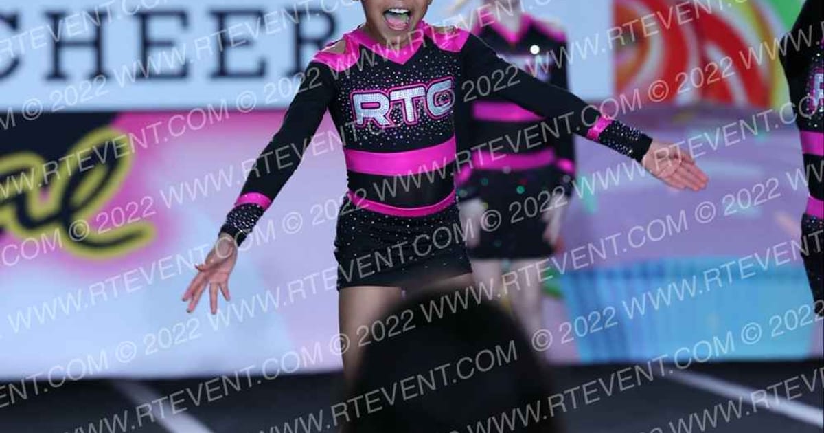 Rachels tumbling HURRICANES · Oh How Sweet it is Cheer and Dance Spectacular