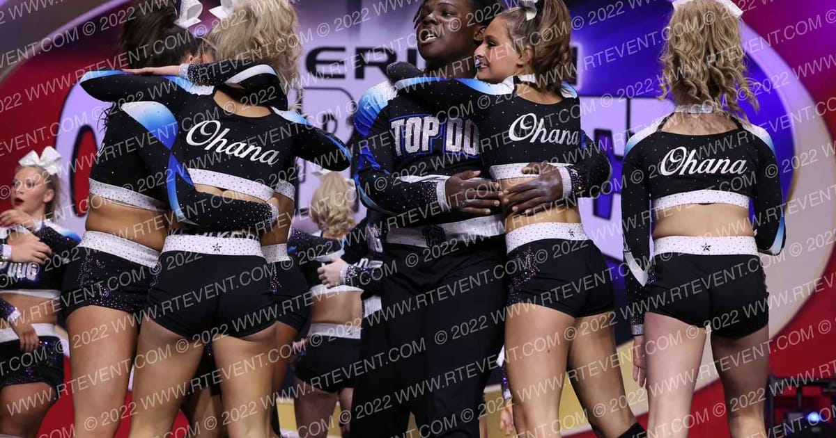 Florida Top Dog Gunsmoke · Cheer Power Grand Nationals USE
