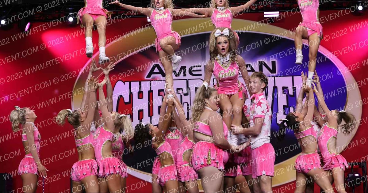 Famous Superstars GOLD · Cheer Power Grand Nationals USE