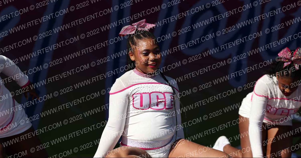 Universal Cheer Experience Phoenix Heat · Beach Nationals