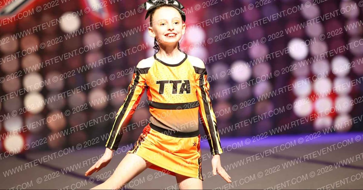 The Turn Around - TTA Cheer N. Kellen · Battle of the Midwest